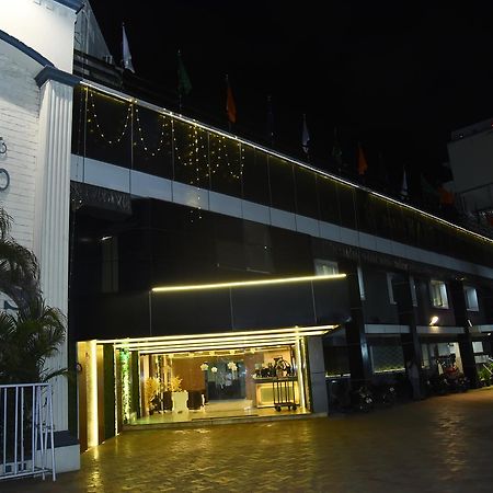 Hotel Mars Chennai Dış mekan fotoğraf